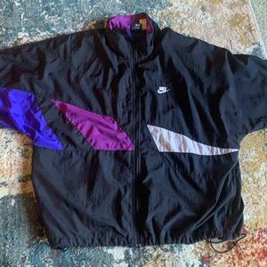 VINTAGE MENS NIKE WINDBREAKER
